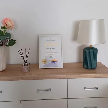 Hannapartman アパート